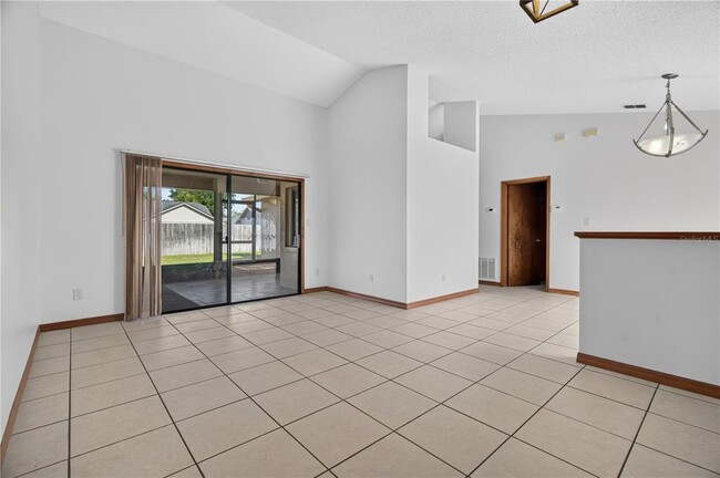 Building Photo - 4059 Waterview Loop