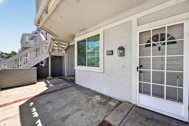 Building Photo - Spacious 2 Bed, 2 Bath Condo in Desirable Northwood