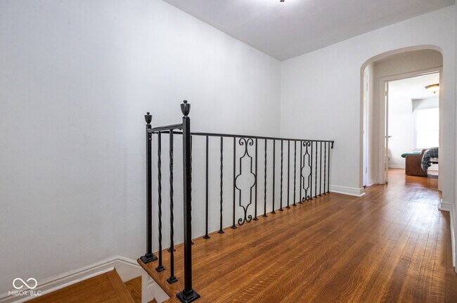 Building Photo - 3605 Hemlock Ave