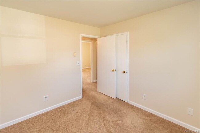 Building Photo - 8 Herman Ave