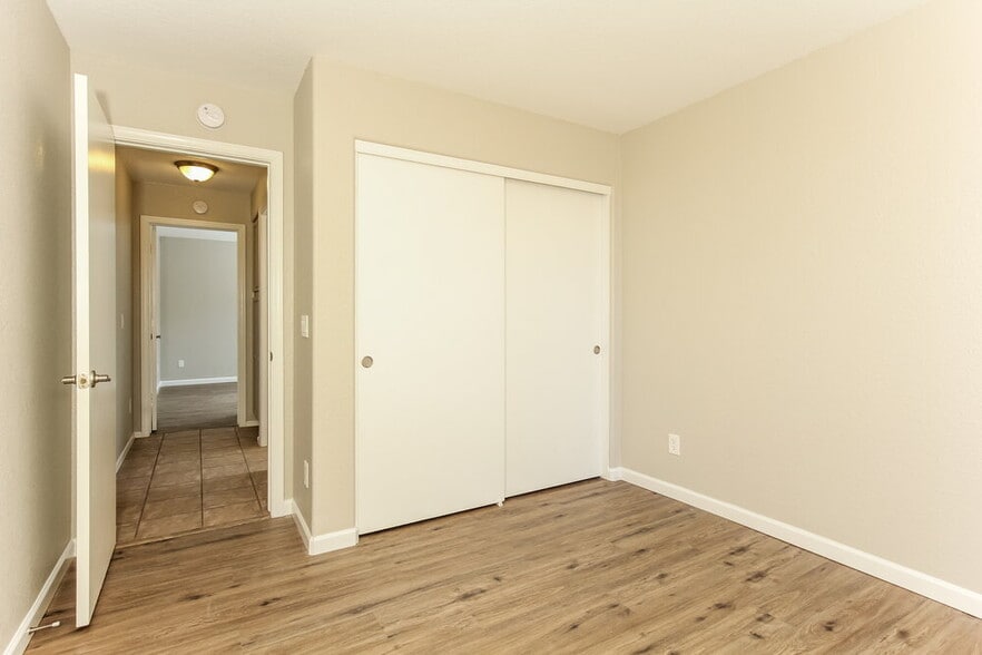 Building Photo - 13331 W Boca Raton Rd