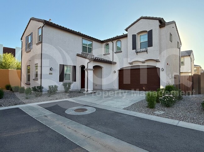 Primary Photo - 670 S Jacana Ln