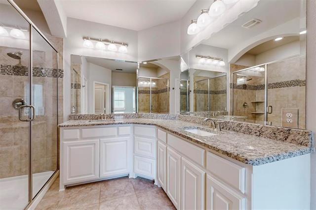 Building Photo - 4646 Rhett Ln