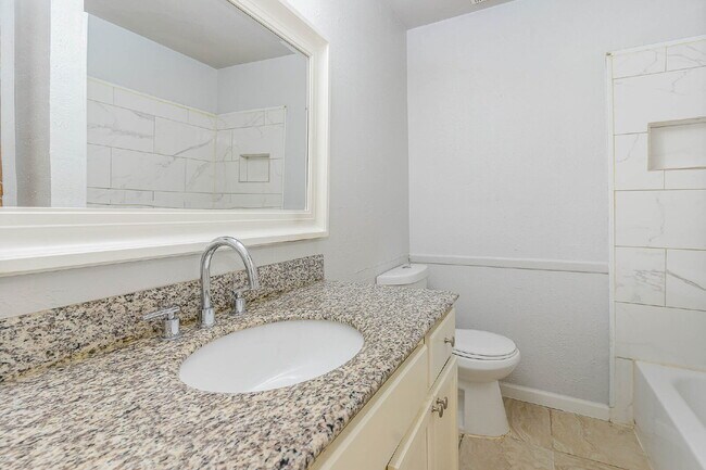 Building Photo - Cozy 2BD Home with Modern Touches in Arlington, TX