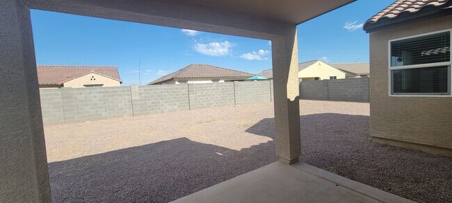 Building Photo - SHORT/LONG TERM /FREE RENT CALL FOR DETAILS