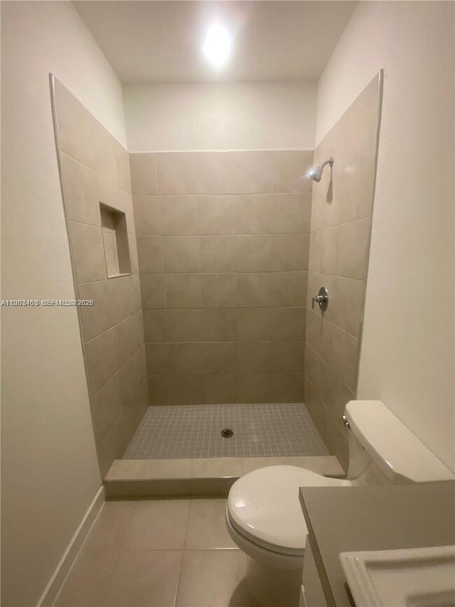 Building Photo - 540 NE 4th St