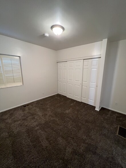 Building Photo - 3489 S Millcreek Way