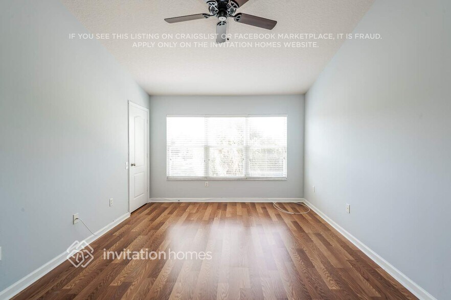 Building Photo - 26648 Castleview Way