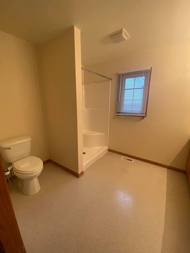 Building Photo - 14209 W Katriene Dr