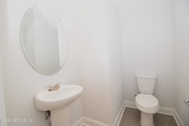 Building Photo - 635 Rum Runner Wy