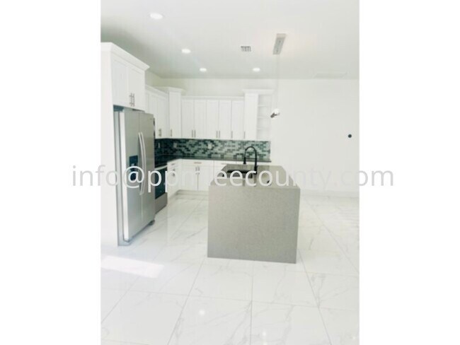 Building Photo - Welcome to this fabulous 2022 build its a ...