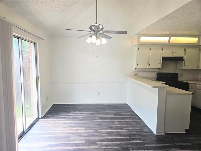 Building Photo - 7601 Creekmoor Dr