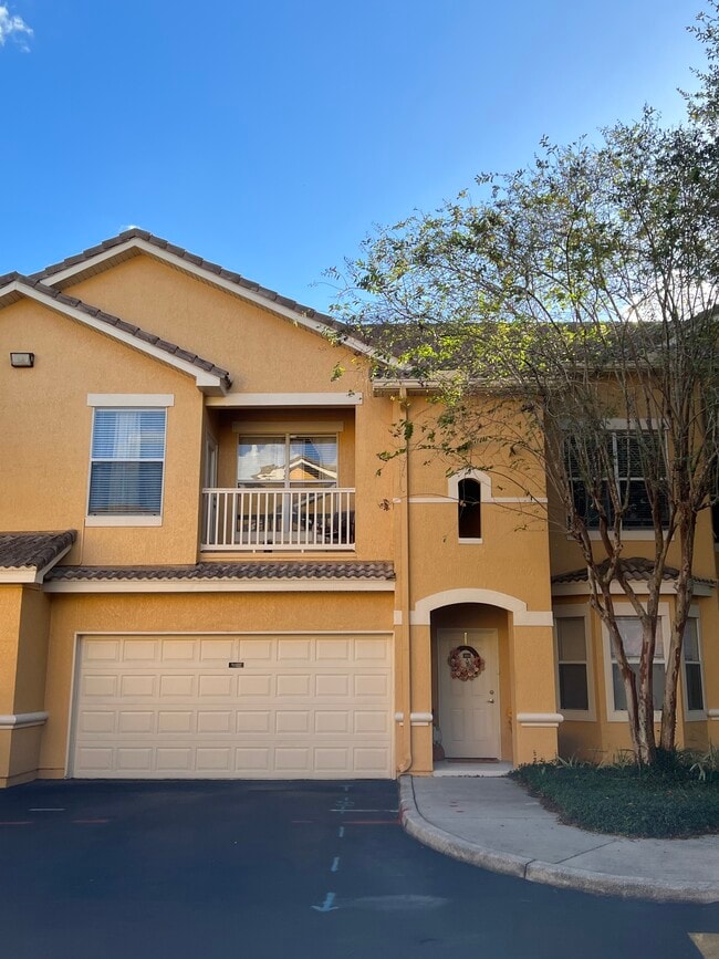 Building Photo - 19920 Villa Ridge Dr