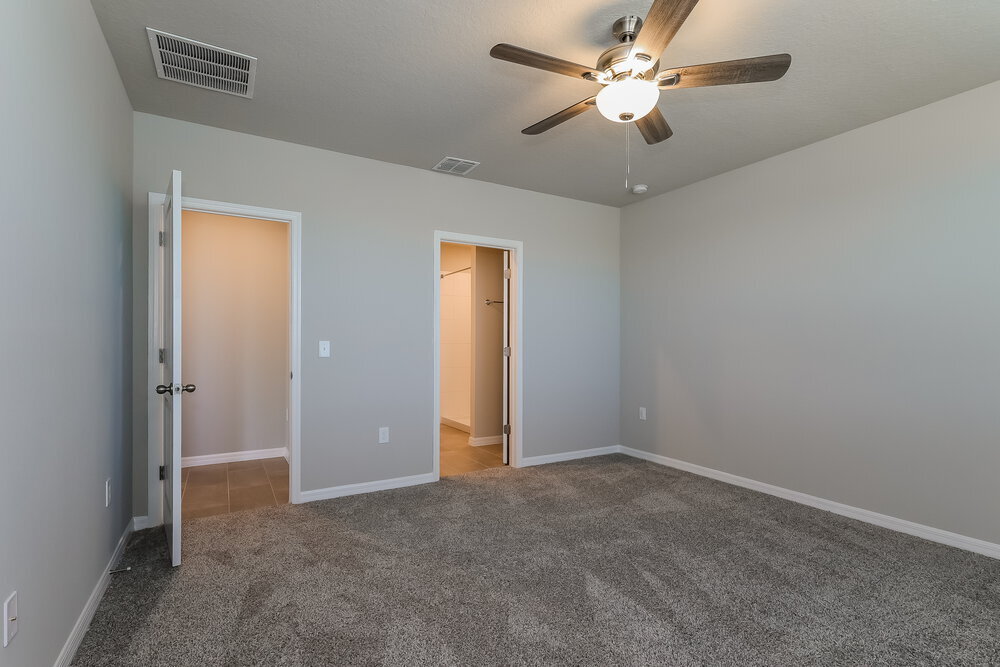 Building Photo - 1142 Oak Vly Dr