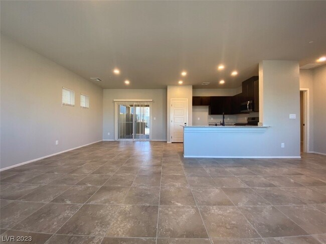 Building Photo - 4451 Sapphire Moon Ave