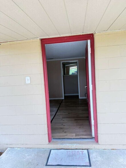 Building Photo - 4235 Ryals Rd