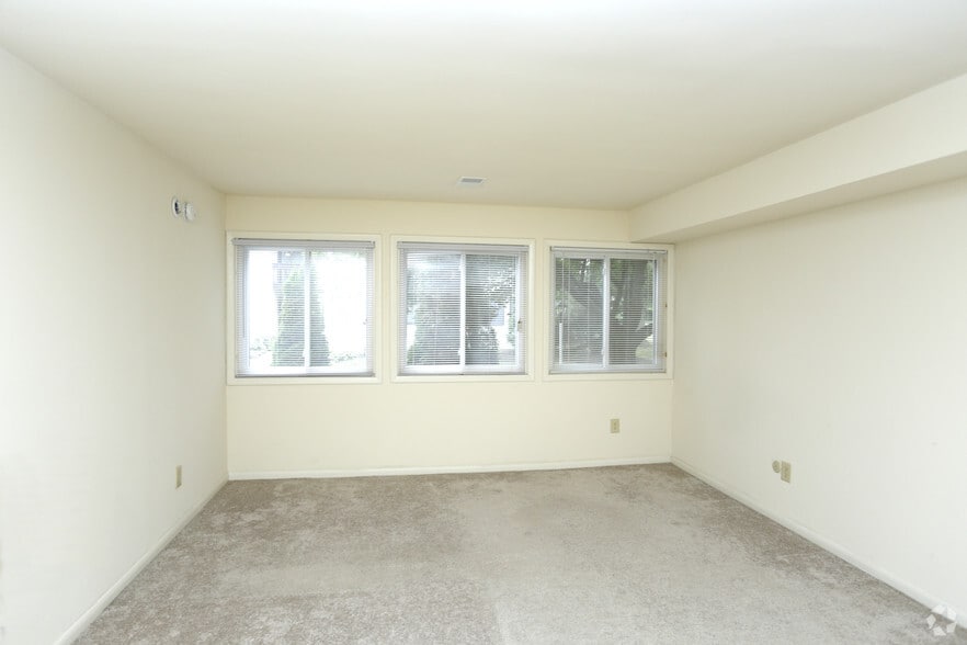 Studio - Living Room - Village East