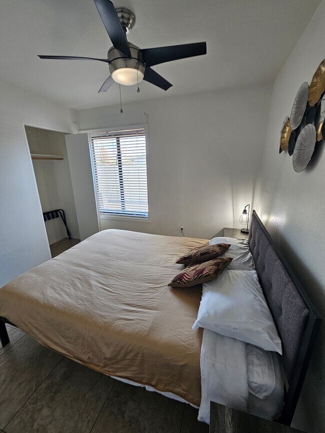 Building Photo - LONG TERM SHORT  TERM /UNFURNISHED  NO UTILITIES ~   PARTIALLY   FURNISHED