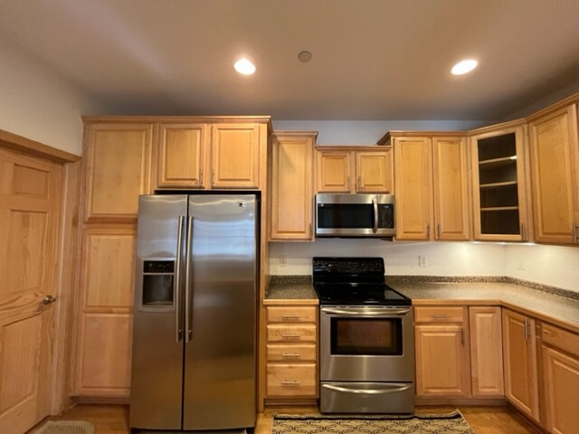 Building Photo - 2265 Norhardt Dr