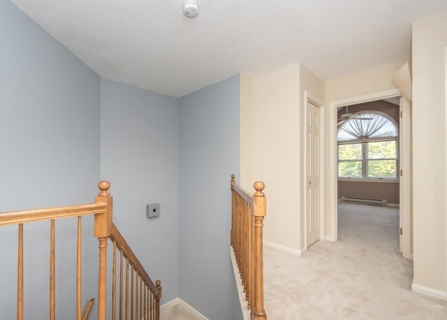 Building Photo - 285 Bishops Forest Dr