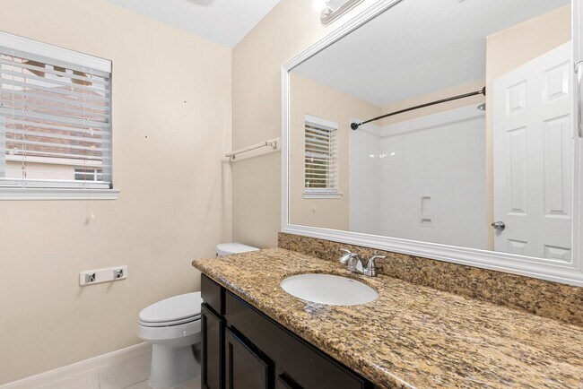 Building Photo - 15718 Stroudwater Ln