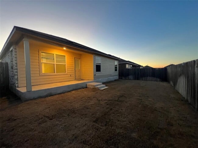 Building Photo - 115 Vintage Dr