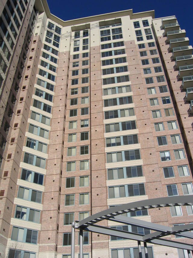 Building Photo - 851 N Glebe Rd