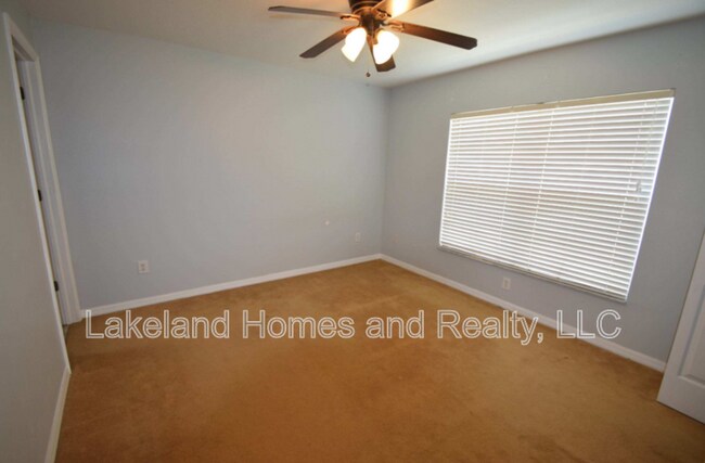 Building Photo - 5456 River Rock Rd