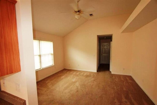Building Photo - 601 Sherard Cir