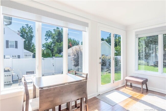 Building Photo - 303 Wakeman Rd