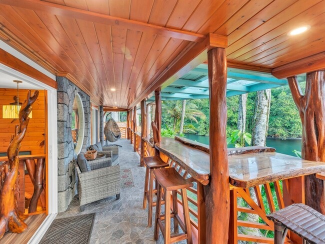 Building Photo - Oceanfront Estate: The Honolii Hale