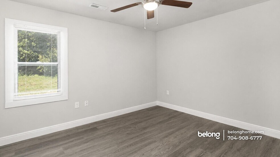 Building Photo - 3216 Credenza Rd