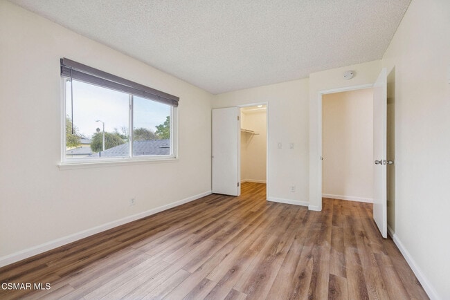 Building Photo - 1123 Carlsbad Pl