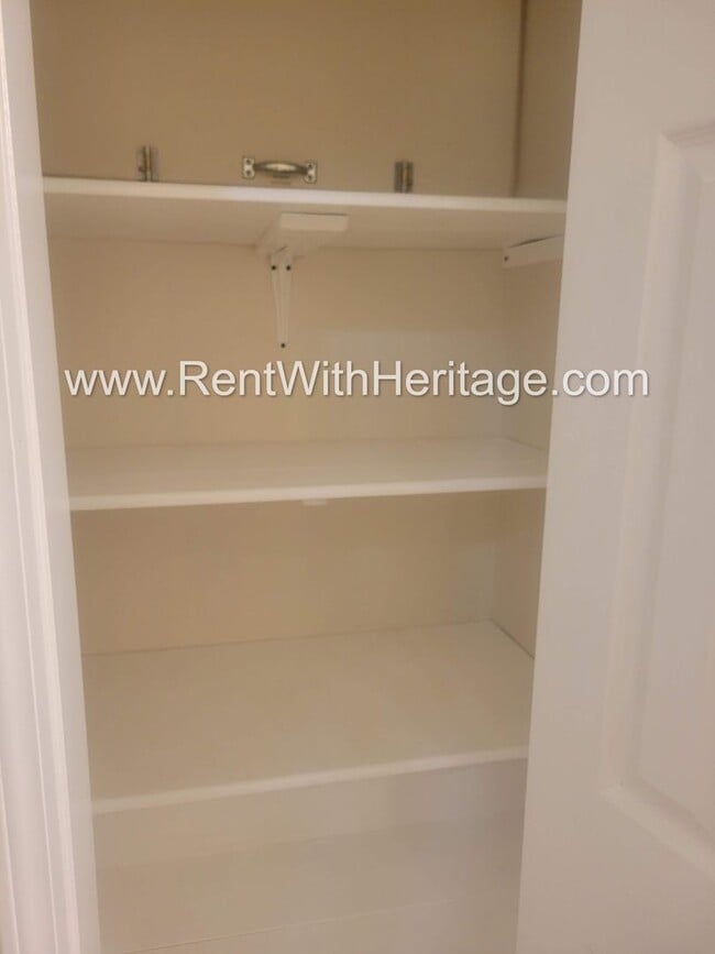 Building Photo - Gorgeous 3bd/2bath Brick Home/ Attention To Detail/ Upgrades Galore/ Great Location