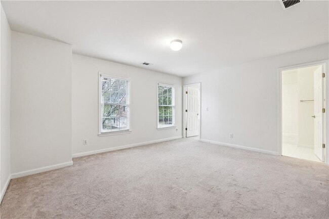 Building Photo - 2075 Willshire Glen