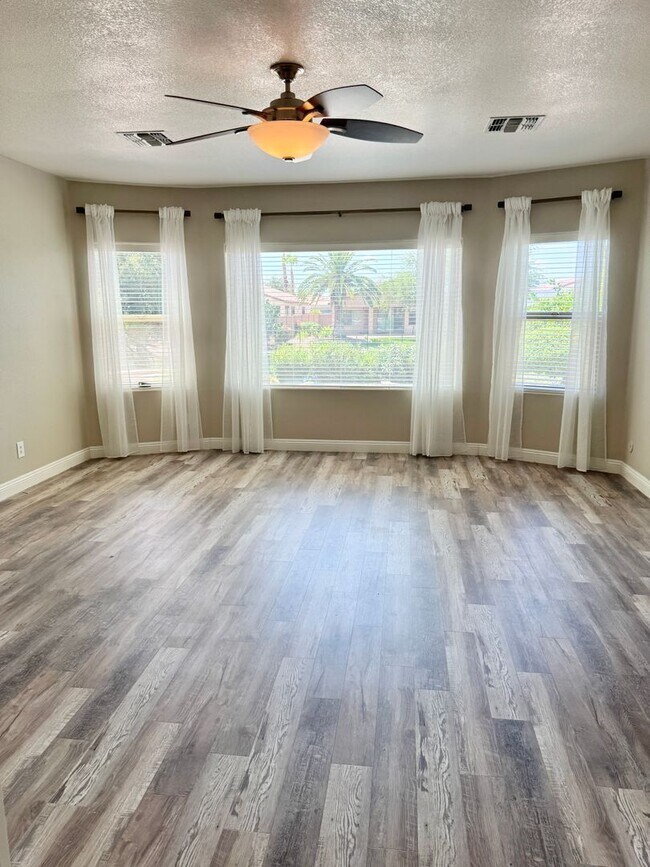 Building Photo - Pristine Single Level 3 Bedroom Home In The Sought After Gated Lagos Vistoso Community in Chandler!
