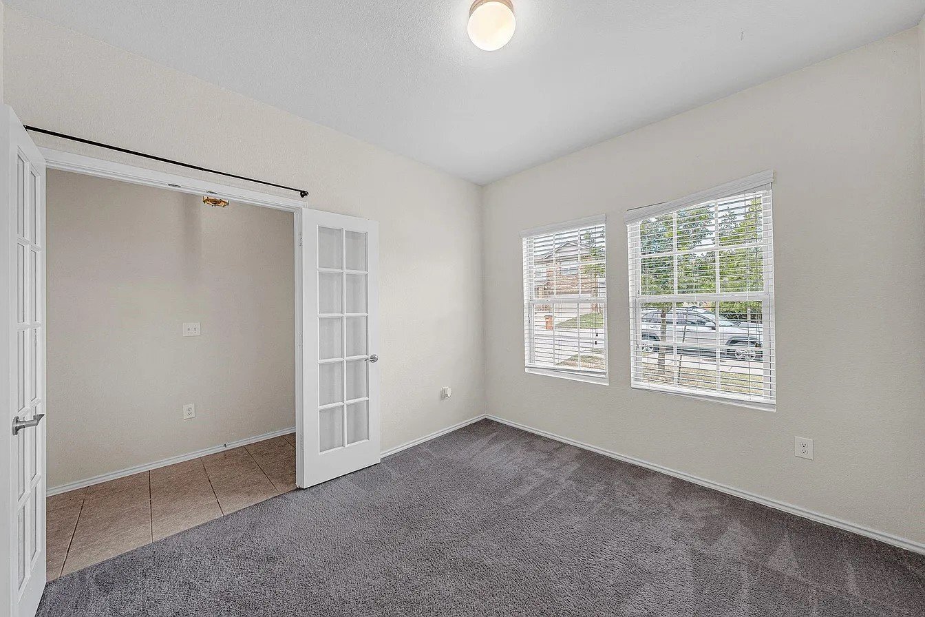 Building Photo - 3801 Black Granite Dr
