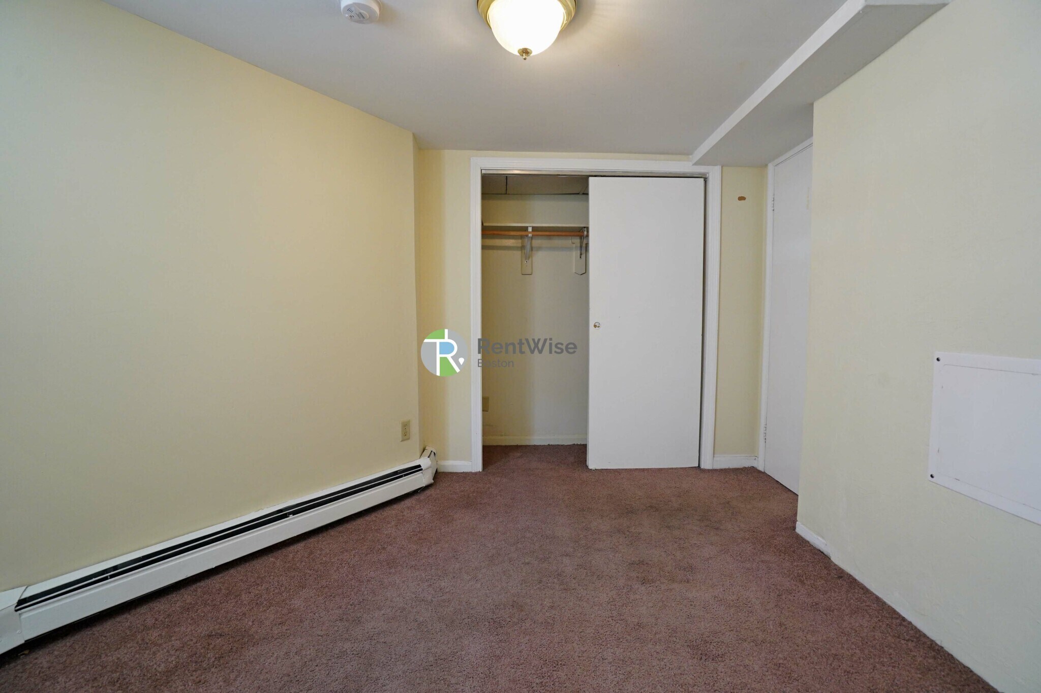 Building Photo - 230 Fuller St