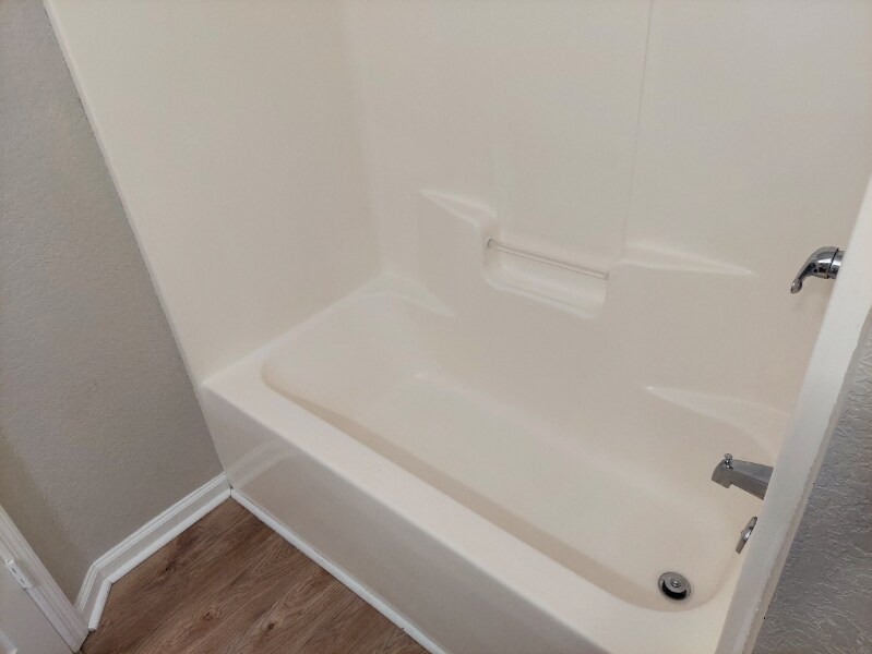 Building Photo - 1329 Nylic St