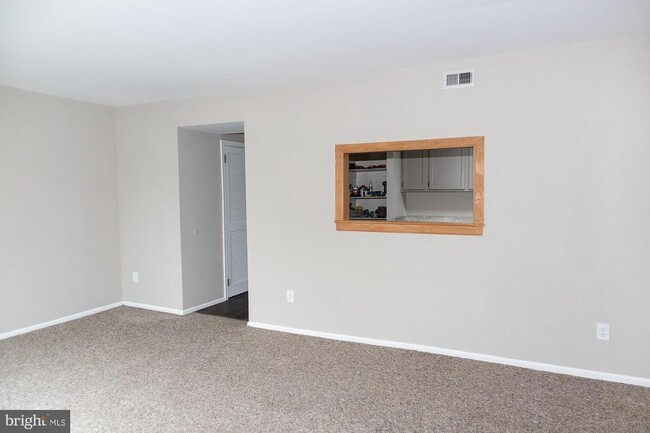 Building Photo - 54 Reliance Ct