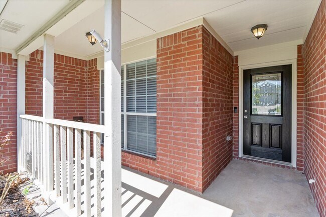Building Photo - 4524 Canyon Ridge Dr