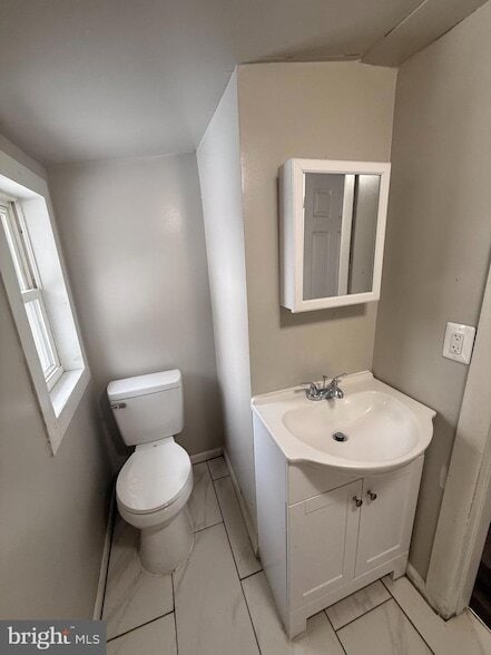 Building Photo - 44 Eighth Street Unit