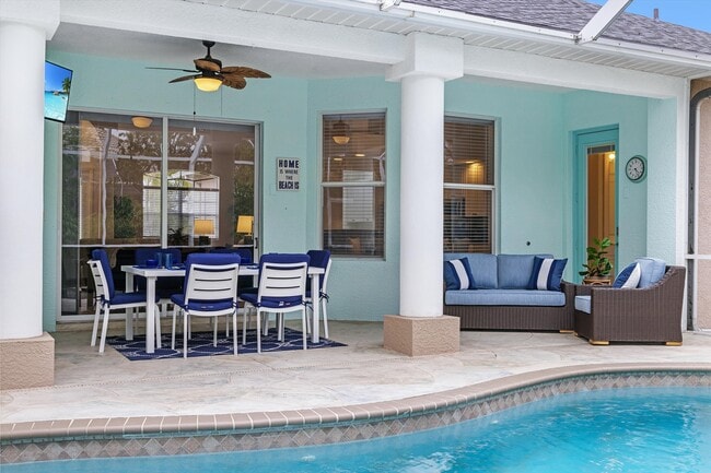 Building Photo - 3219 SW 7th Ln