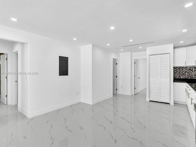 Building Photo - 3354 NW 50th St