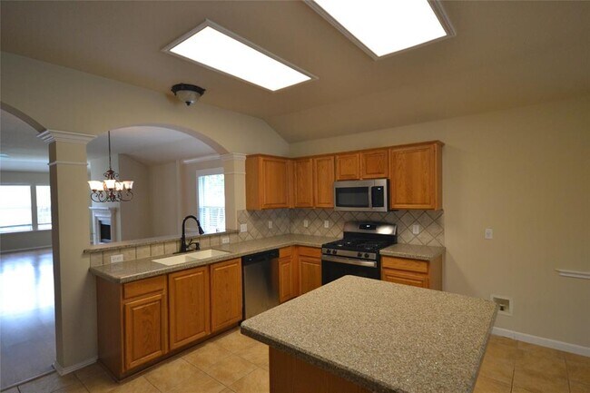 Building Photo - 1803 Warwick Cove