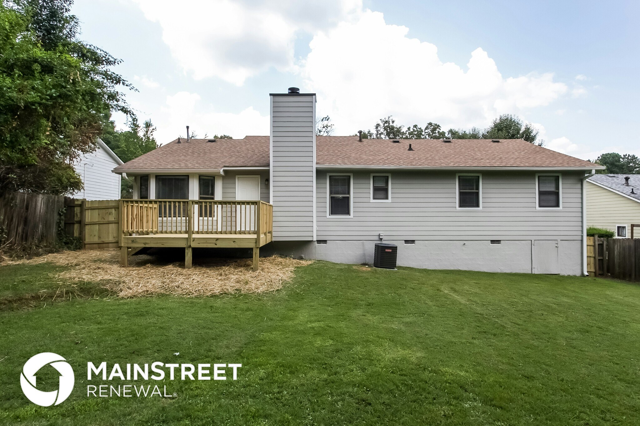 Building Photo - 3017 Medina Dr