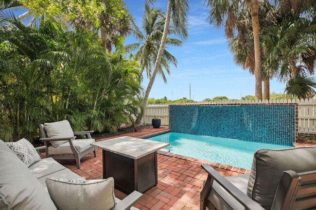 Building Photo - $4500 - Furnished 7-month rental Private Pool! 2 Bedroom / 2.5 Bathroom