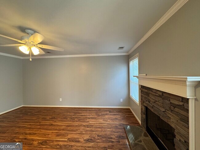 Building Photo - 106 Cypress Ct