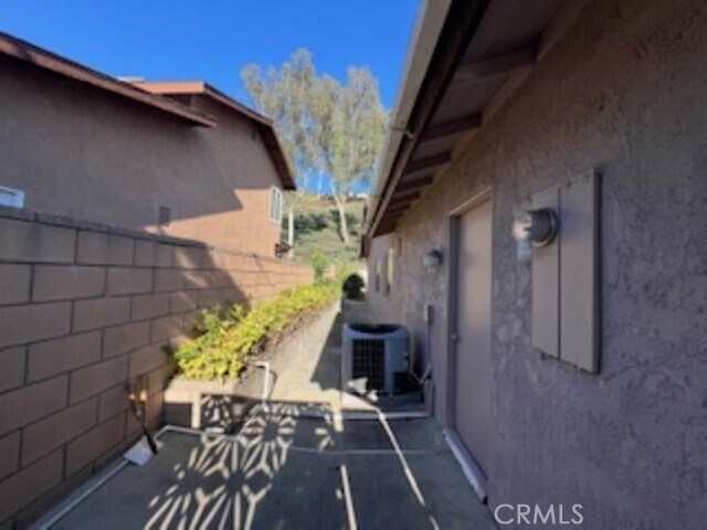 Building Photo - 2938 Jacqueline Dr