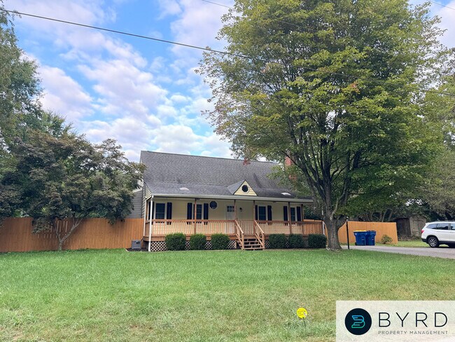 Building Photo - 112 Monath Rd